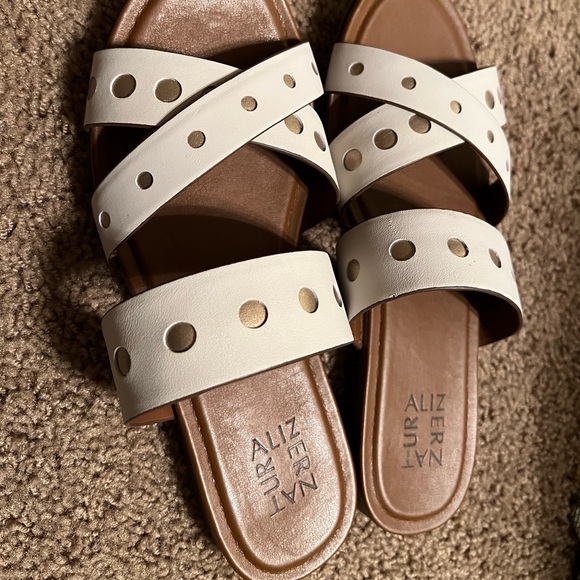 Naturalizer Slides - Picture 4 of 4